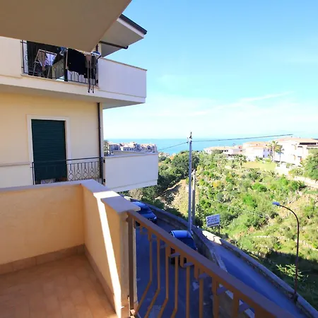 Arcadia 3*