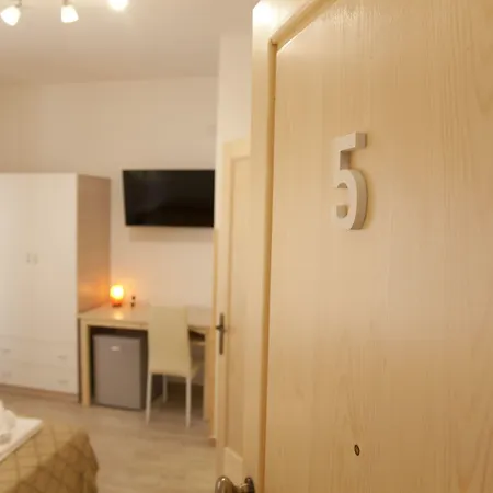 Arcadia 3* 트로페아