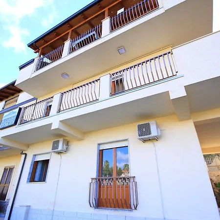 Bed & Breakfast Arcadia 3*